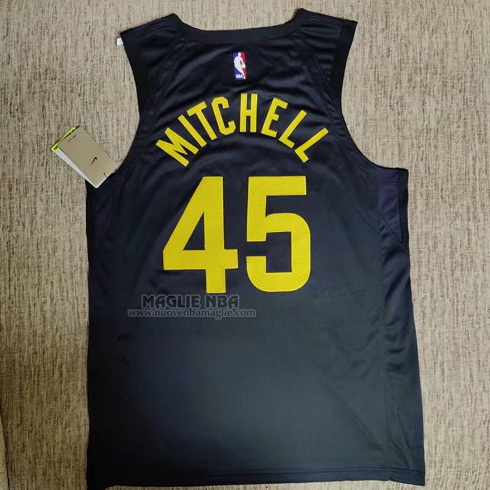 Maglia
 Donovan Mitchell NO 45 Utah Jazz Statement Autentico
 2022-23 Nero
